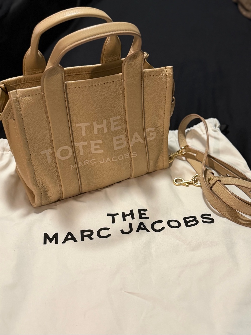 Marc Jacobs The Tote Bag Mini in Beige Tan